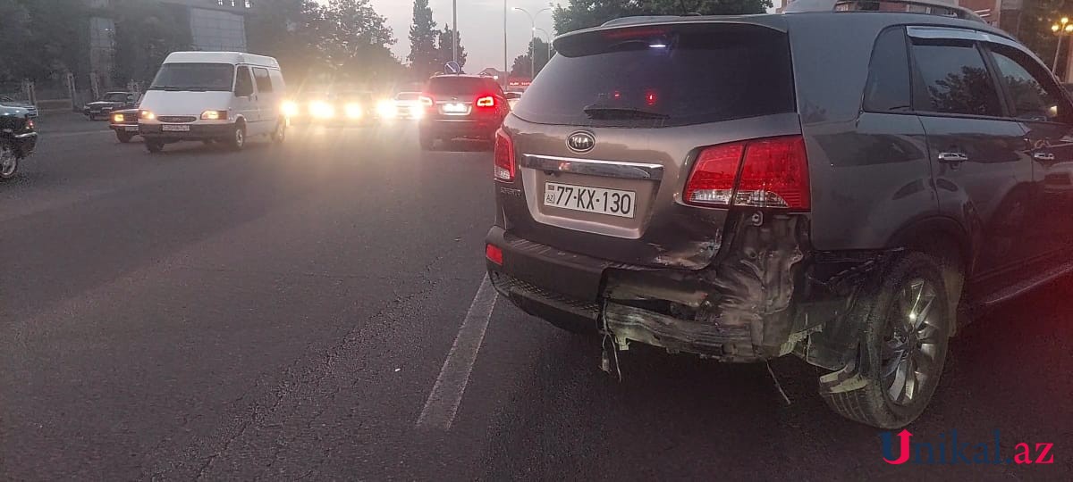 Gəncədə zəncirvari qəza oldu - FOTO